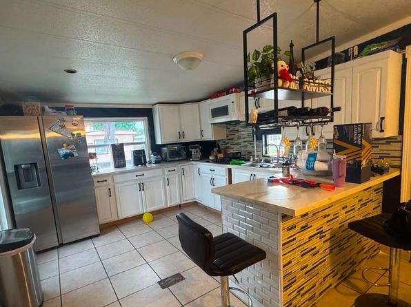 11201 SW 55th St Unit 39