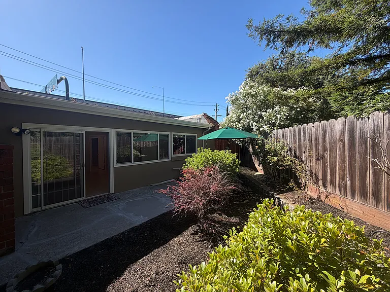 Buena Vista Ave — Photo 14