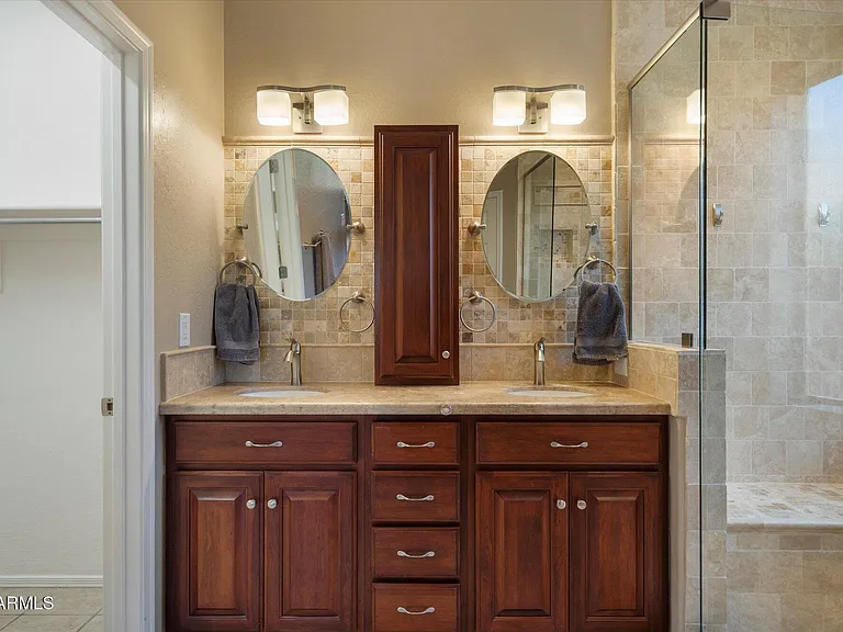 1891 W Dion Dr — Photo 12