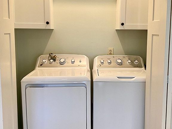 Washer and Dryer provided.