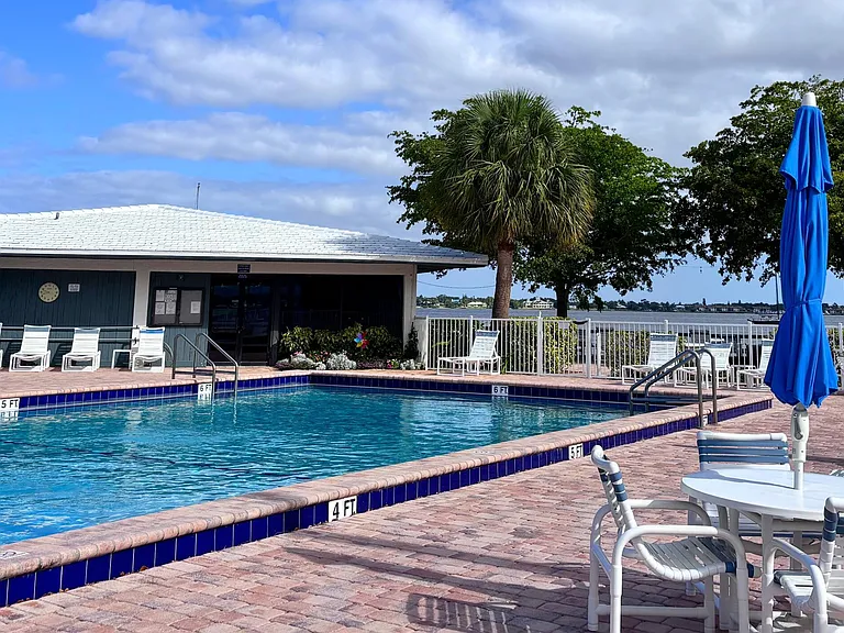 175 SE Saint Lucie Blvd #F116 — Photo 13