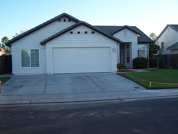 completely remodeled 3/2