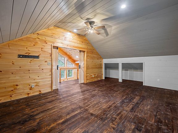 29th image of this home