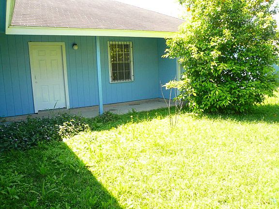 3rd image of 1119 Calle Pluton