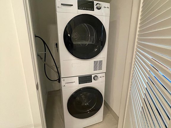 3rd image of 246 Saint Pauls Ave #200