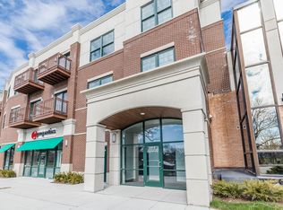 1312 Shermer Rd APT 202, Northbrook, IL 60062