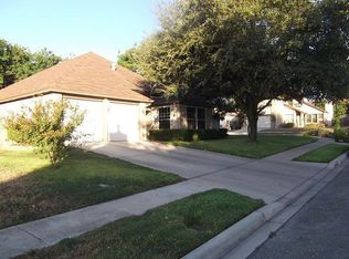 2805 Hillview Ln, Schertz, TX 78154