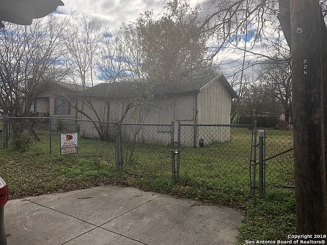 1st image of 220 Pima St