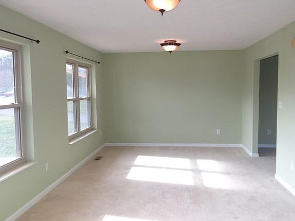 4th image of 5616 Chickasaw Dr