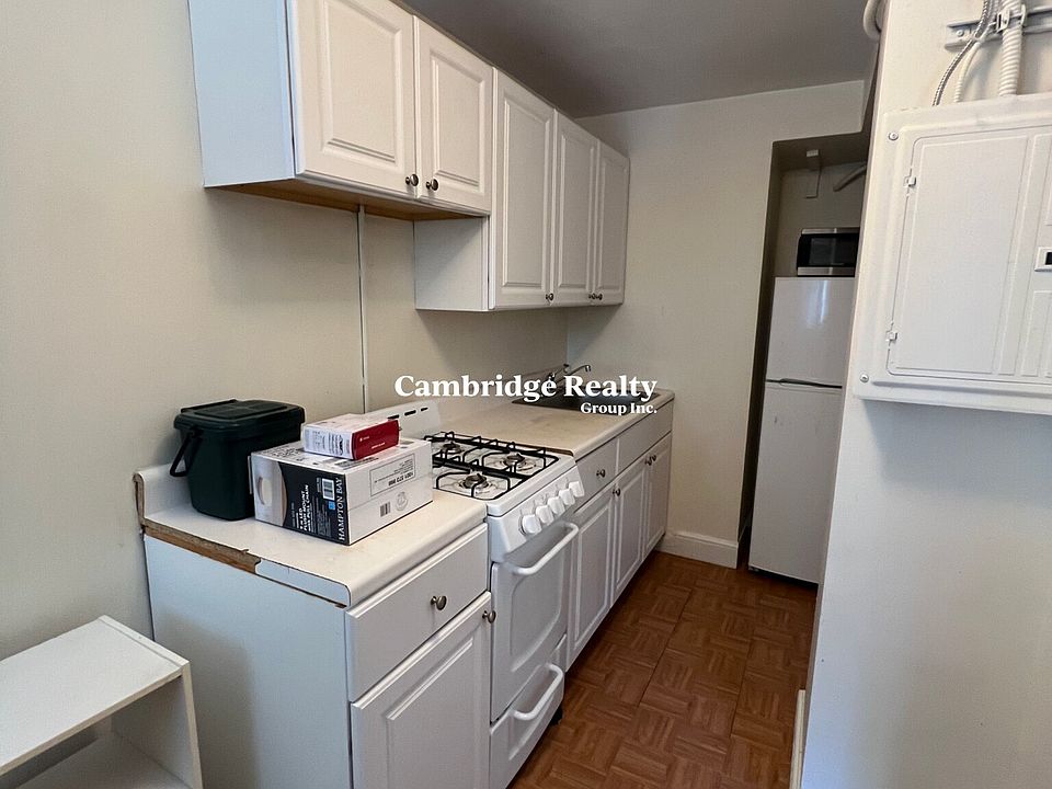 1st image of 46 Highland Ave #R
