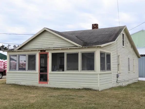 707 Glen Rd, Jay, NY 12941