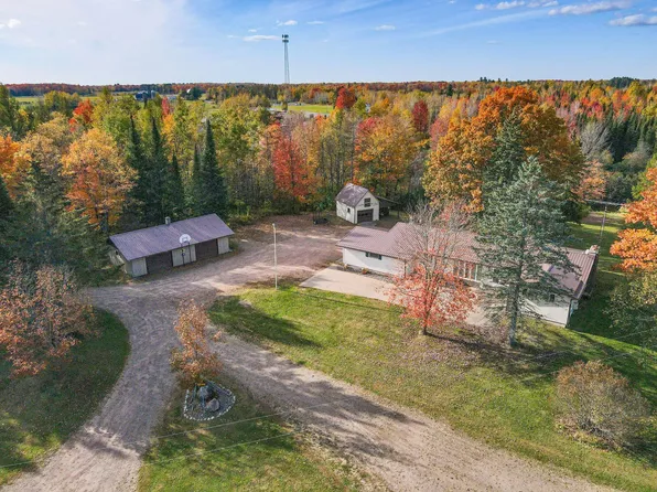 988 Maple St, Prentice, WI 54556
