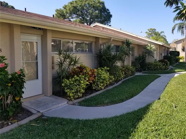 2772 Woodgate Ln APT 28, Sarasota, FL 34231