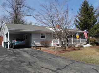 5 Edgewood Dr, Holden, MA 01520
