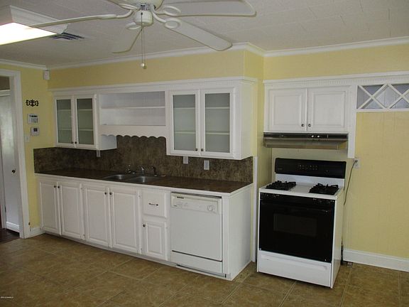 2nd image of 504 W Jackson St