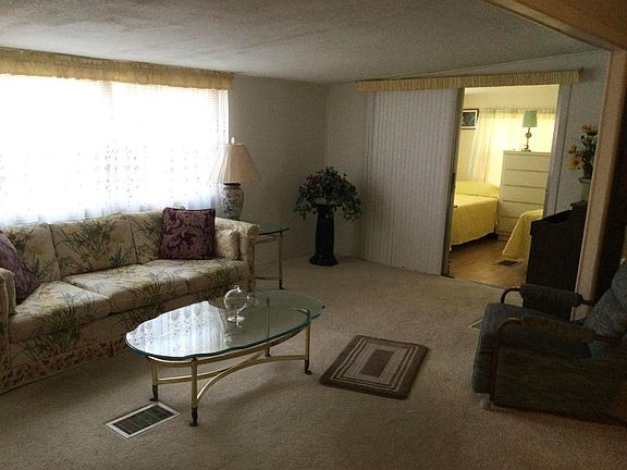 5th image of 74 Mediterranean Boulevard N