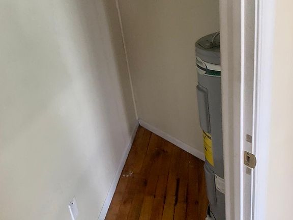 5th image of 1417 Kemper St #4-2-2
