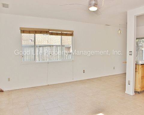 5th image of 4752 Mount Royal Ave