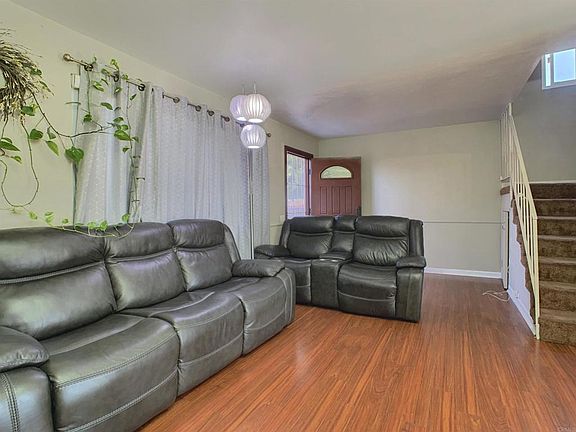 4th image of 703 San Juhn St