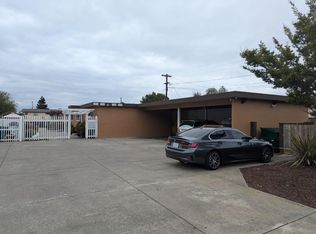 250 Schafer Rd, Hayward, CA 94544