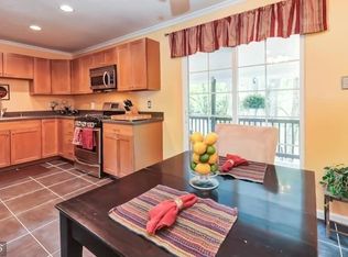 3805 Corona Ln, Woodbridge, VA 22193