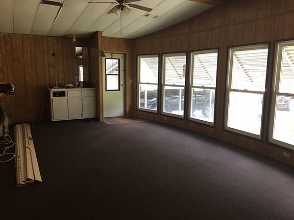 4th image of 11371 NW 112th Ter
