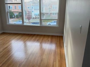 9015 Bronx Ave APT 1A, Skokie, IL 60077