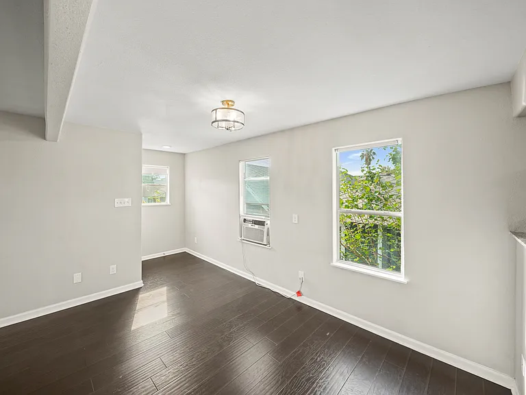 1205 Morris St #A — Photo 10