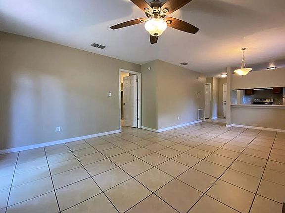 5th image of 3254 Howell Branch Rd