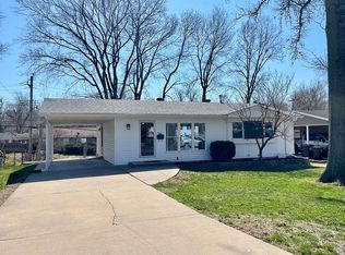 5228 Ville Angela Ln, Hazelwood, MO 63042