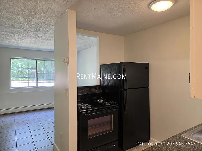 10 Tall Pines Dr #2 — Photo 7