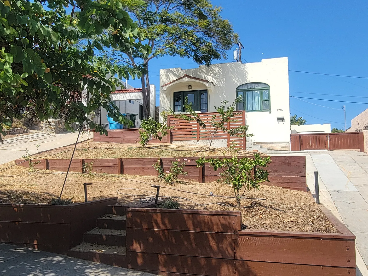 2746 E St — Photo 3