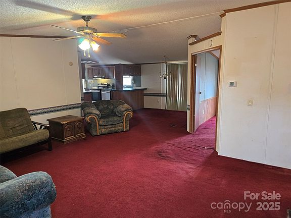 5th image of 125 Chesapeake Dr