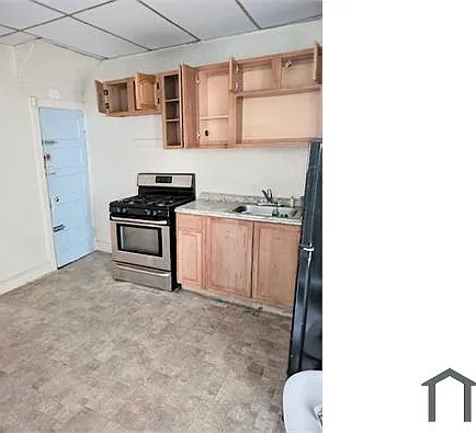 139 N Gross St #1