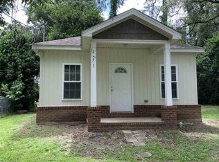 215-1 N Lipona Rd, Tallahassee, FL 32304