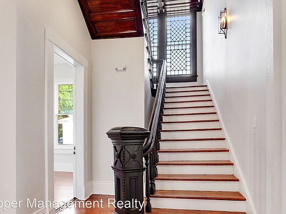 4th image of 1635 6th St APT 5