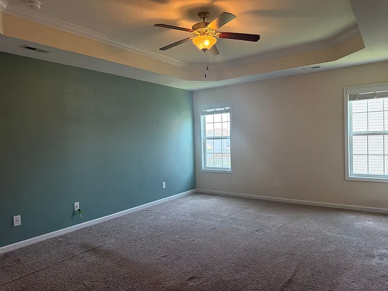 403 Derrick Dr — Photo 17