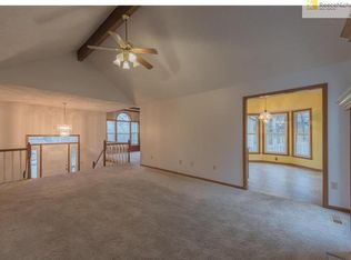 4501 NW Lakota Ct, Riverside, MO 64150