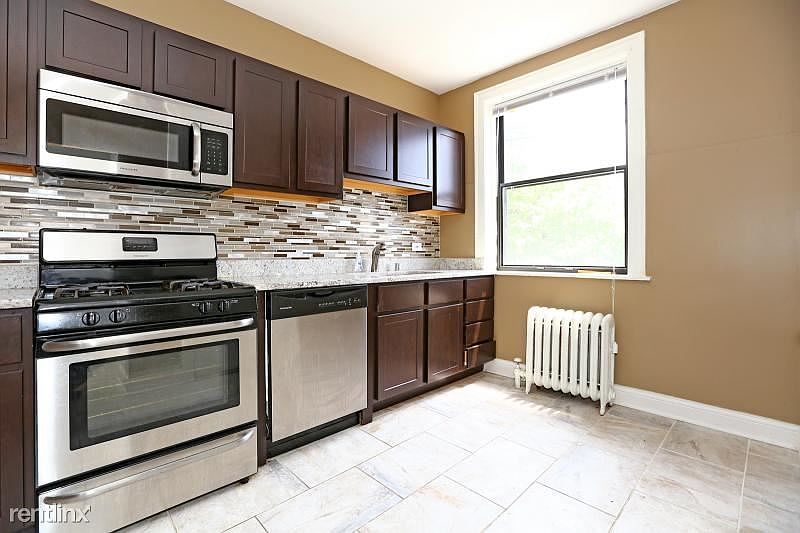 1st image of 4812 N Oakley Ave APT 1F