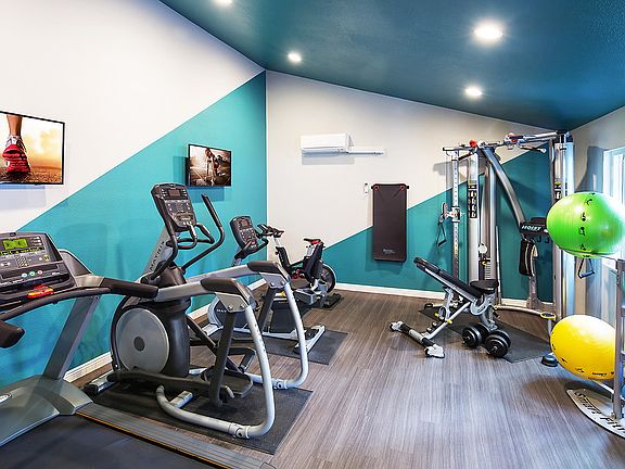 2nd image of 6540 Friars Rd #14101