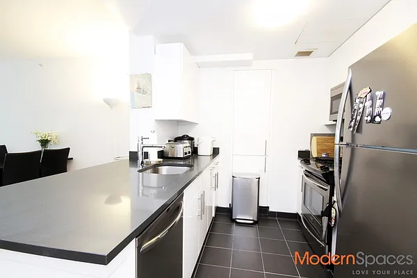 Rented by Modern Spaces | media 9