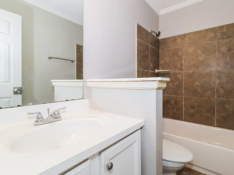 4011 Chesapeake Way — Photo 14