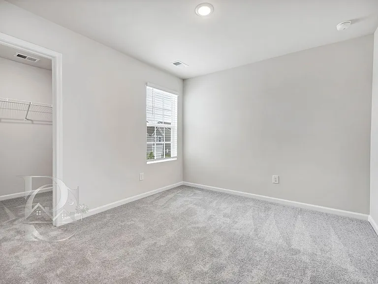 519 Marcus Way — Photo 27