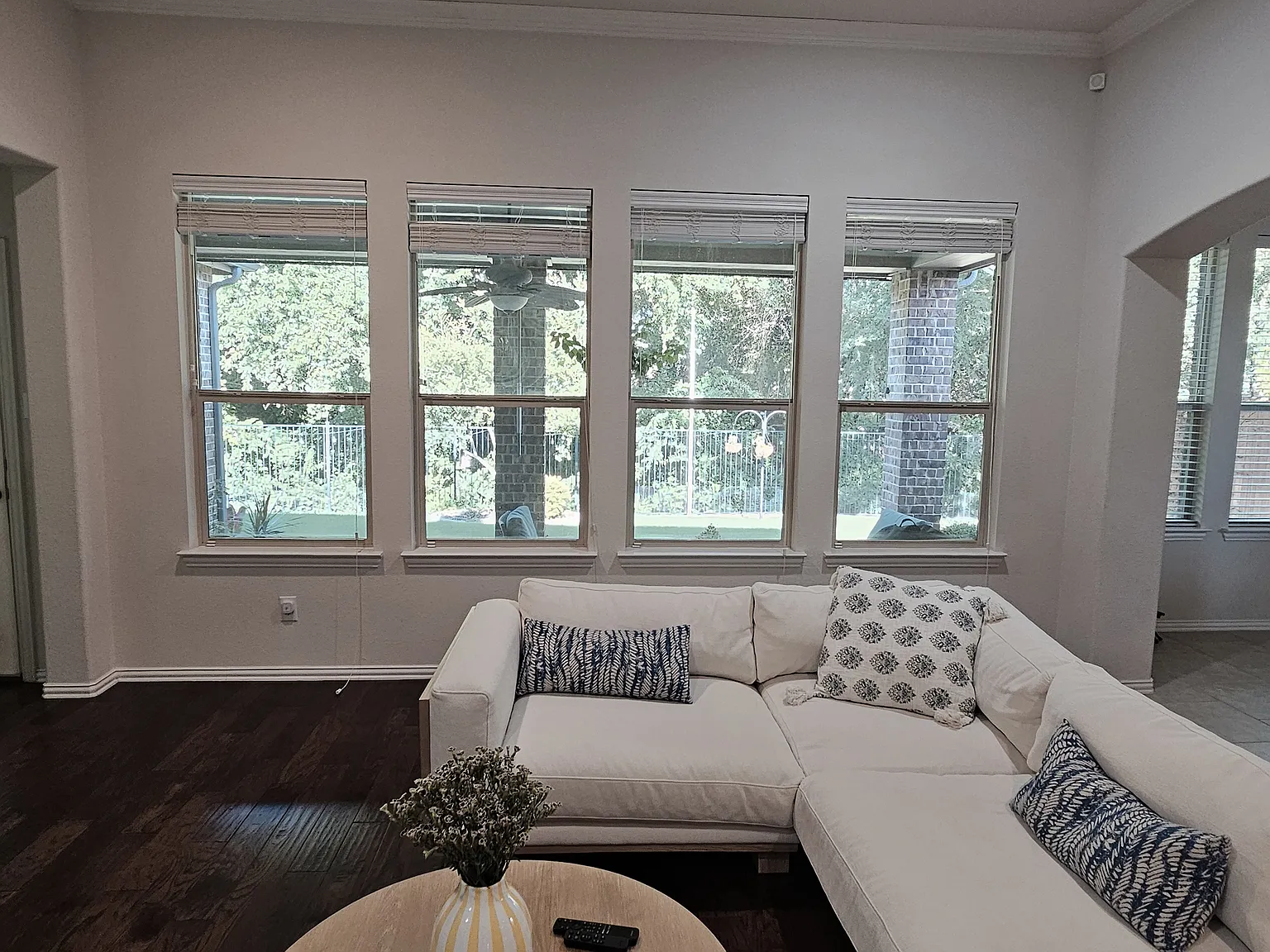 2908 Kirkwood Dr — Photo 2