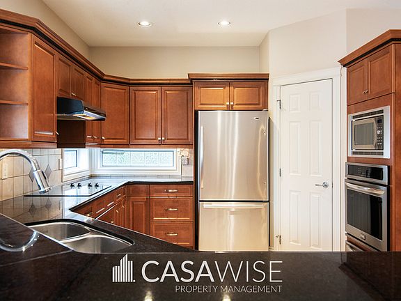 2nd image of 908 Massey Ct NW