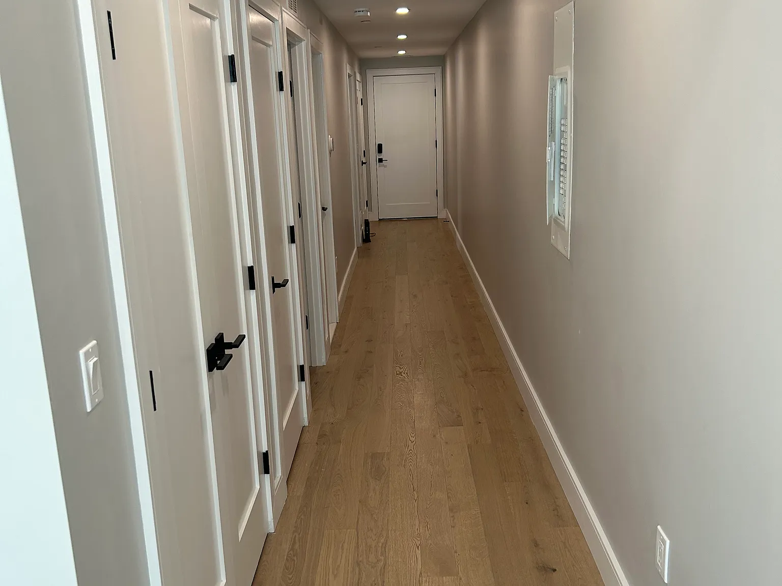 2 bed, 1050 sqft, $1,750 — Photo 2
