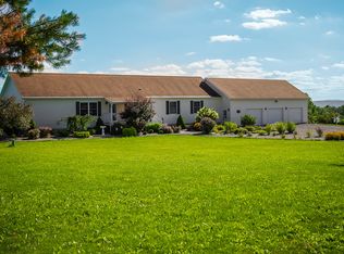 646 Parkhurst Rd, Middleville, NY 13406