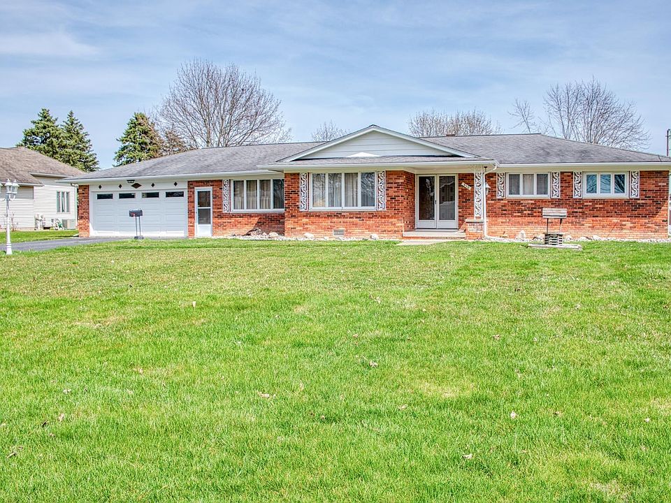 1st image of 310 Elizabeth Dr