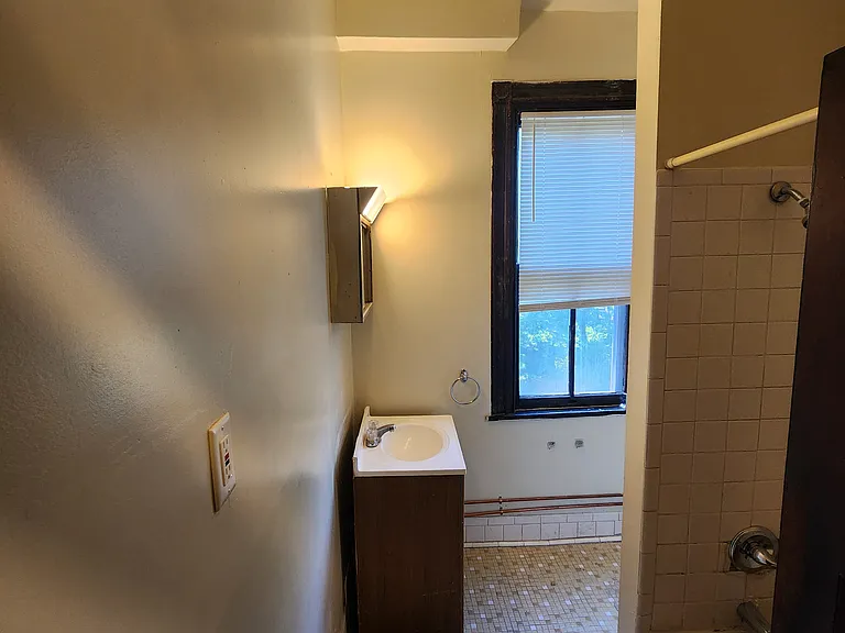 1225 Euclid St NW — Photo 13