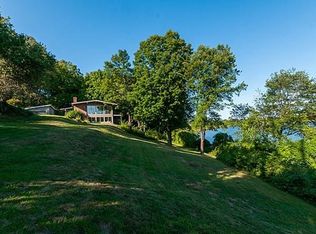 170 Lakeshore Rd, Boxford, MA 01921